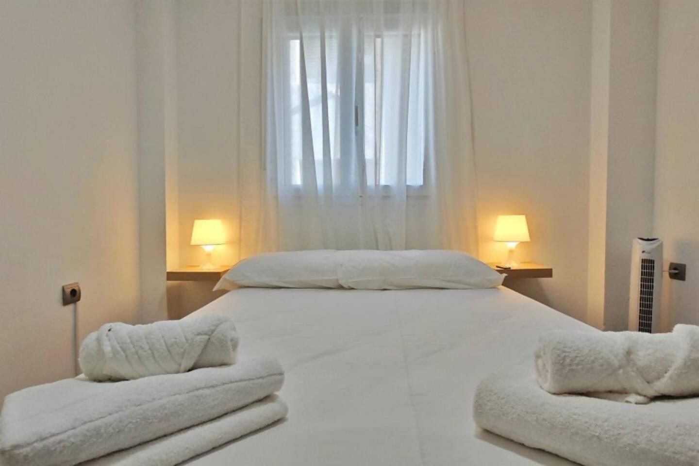 Apartamento Paseo Larios 토레델마르 외부 사진