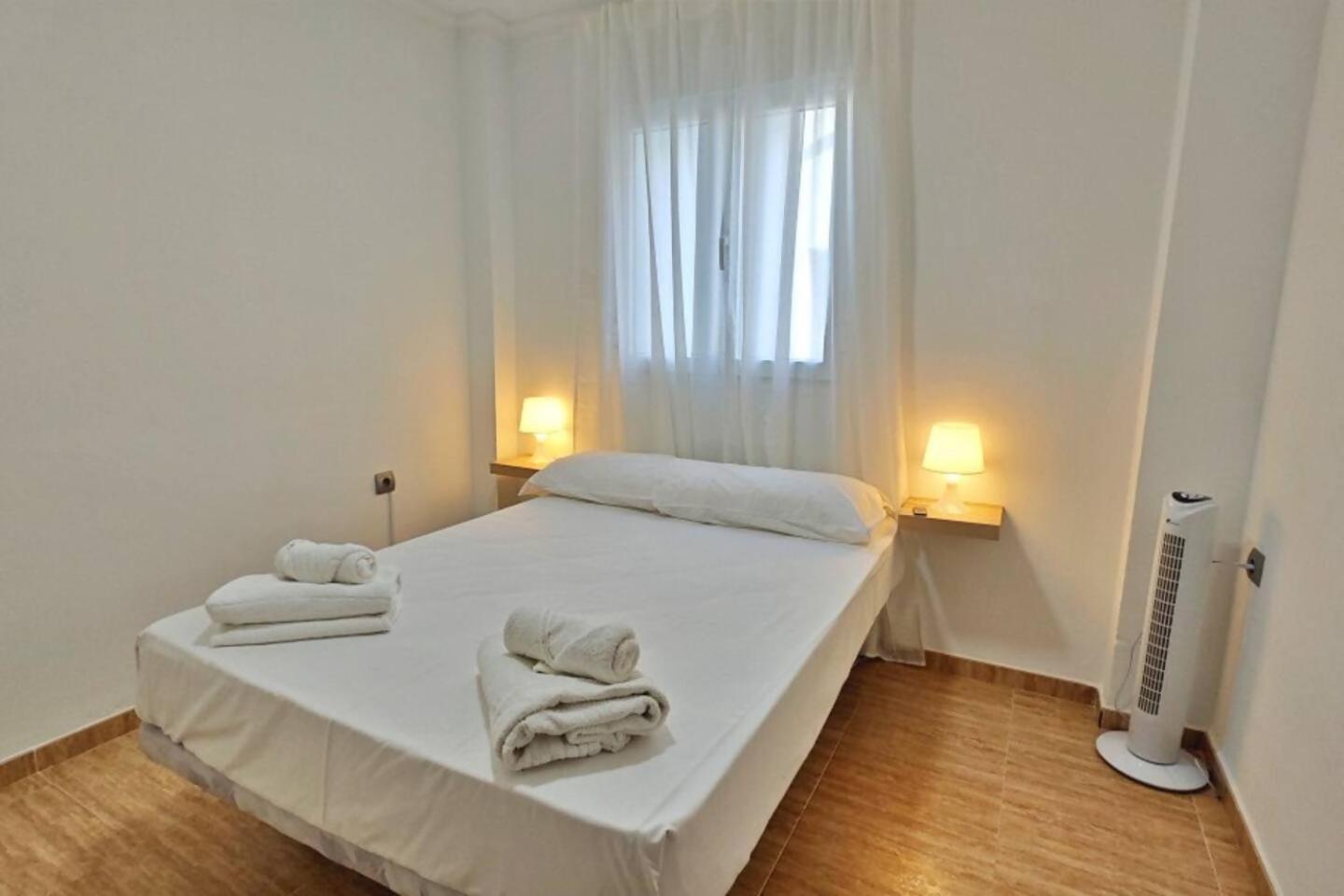 Apartamento Paseo Larios 토레델마르 외부 사진