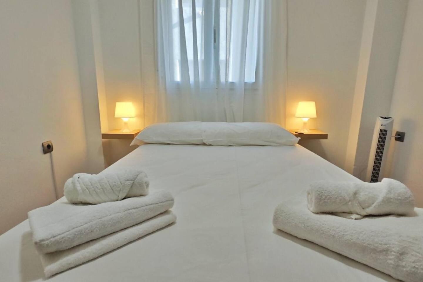Apartamento Paseo Larios 토레델마르 외부 사진